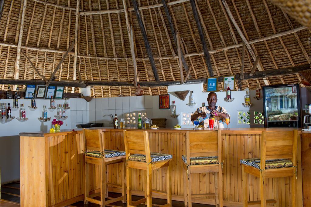 Kinondo Poa Hotel Diani Beach Esterno foto